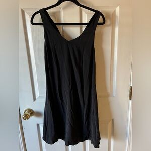 Loft Little BLack dress w/ cross-cross straps Size Smal NWT
